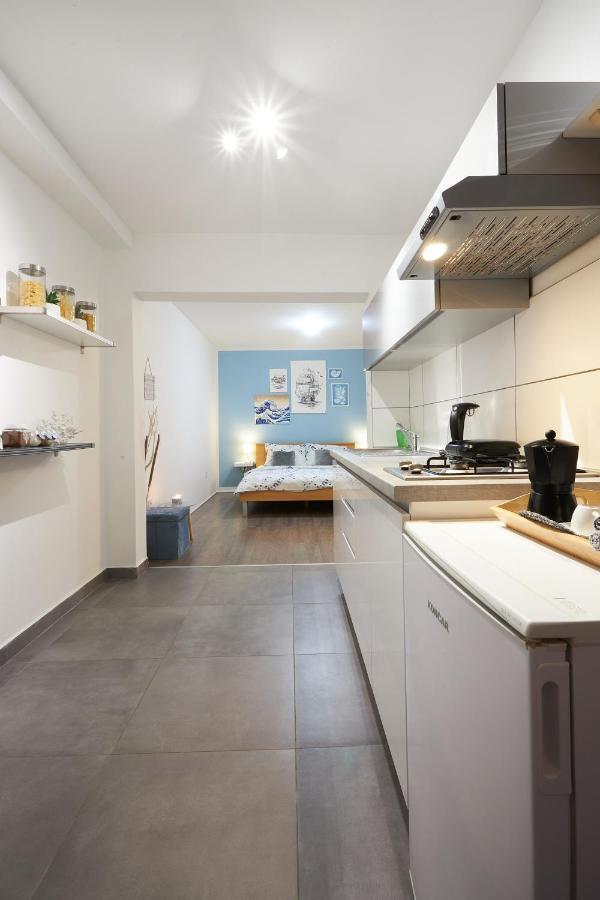 Apartment Blue Porec Esterno foto